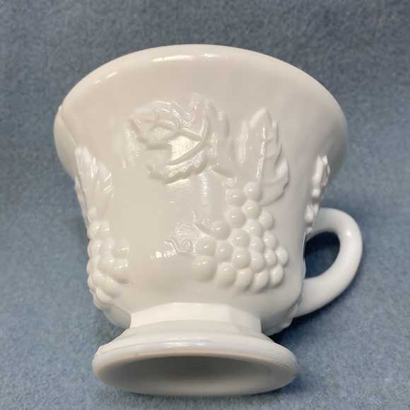 Indiana Colony Milk Glass White Harvest Grape 6 ounce Footed Cup - Picture 4 of 9
